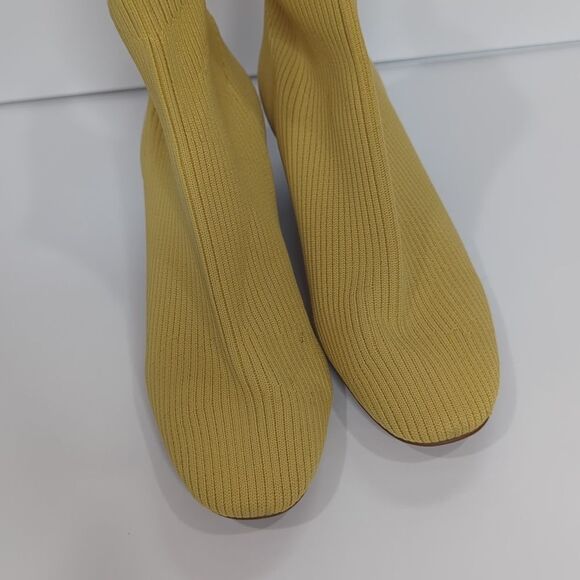 Everlane Glove Boot Gold Knit Pull On Bootie Ankle Heeled Shoes Womens Size 6.5 - Picture 4 of 15